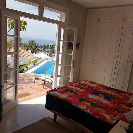 Azul Villa