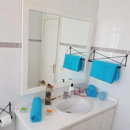 Azul Villa